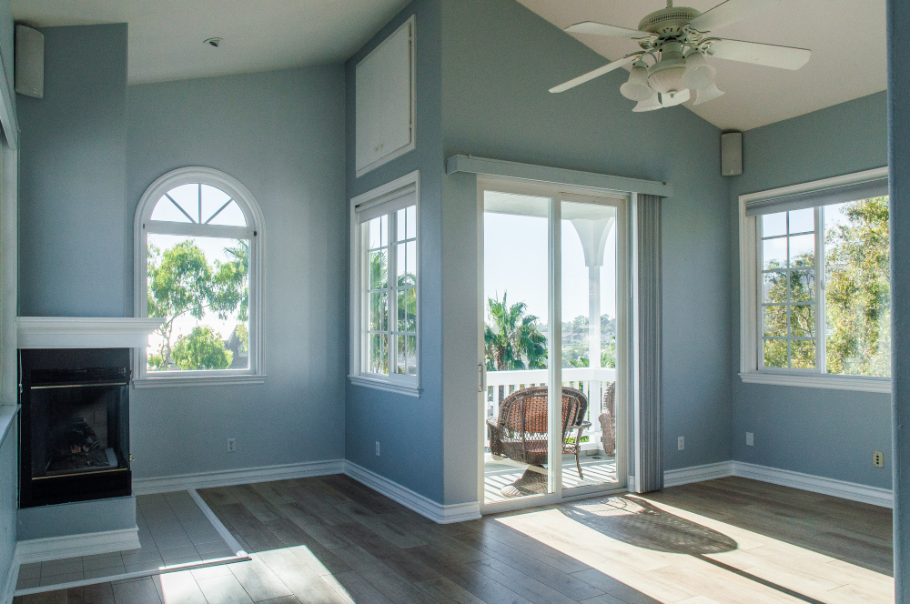Algonquin Windows by Material